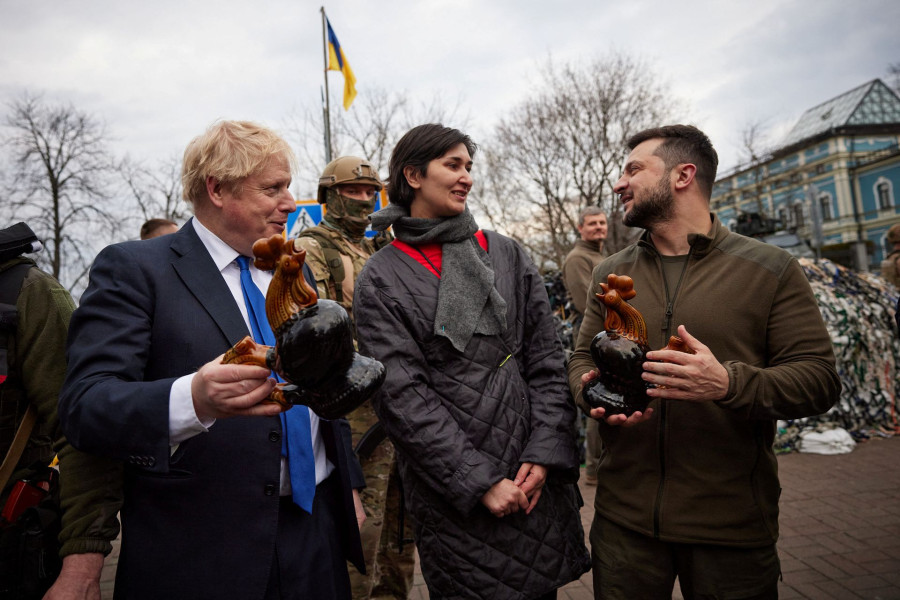 Zelenskiy braces for ‘hard battle’, Boris Johnson visits with aid