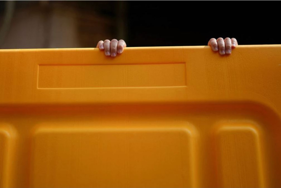 Shanghai separates Covid-positive children from parents in virus fight