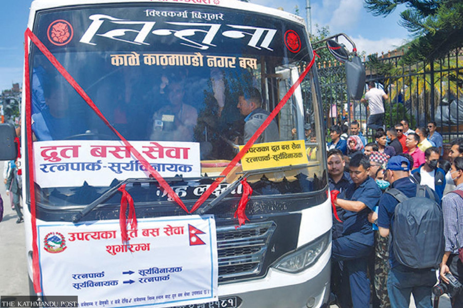 Public buses get fast lane on Ratnapark-Suryabinayak road