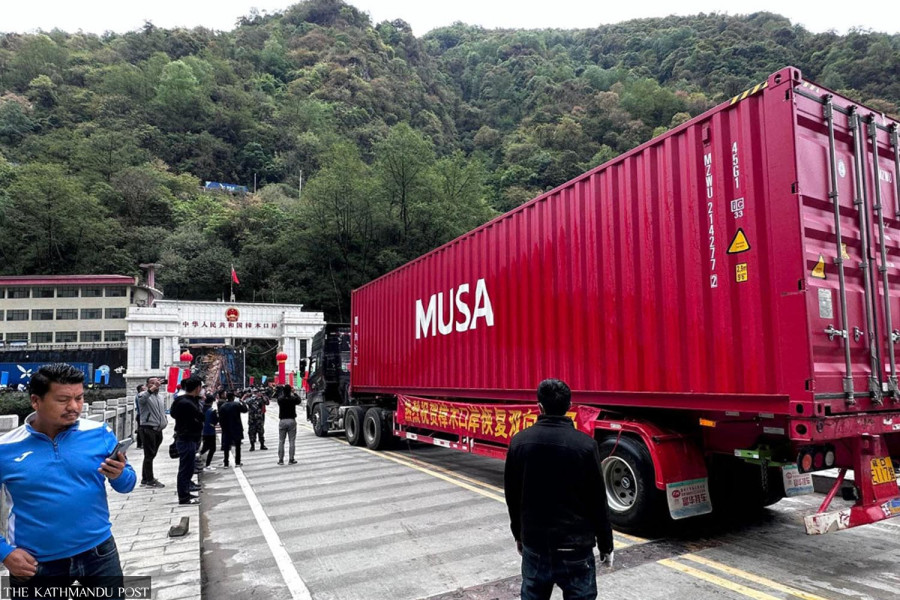 Export resumes through Tatopani border point