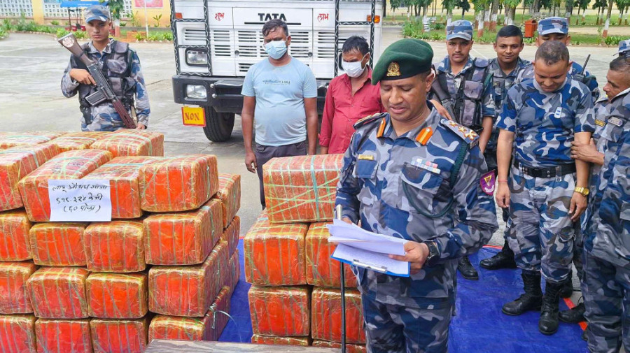 Police seize over 900 kgs of marijuana from Hetauda