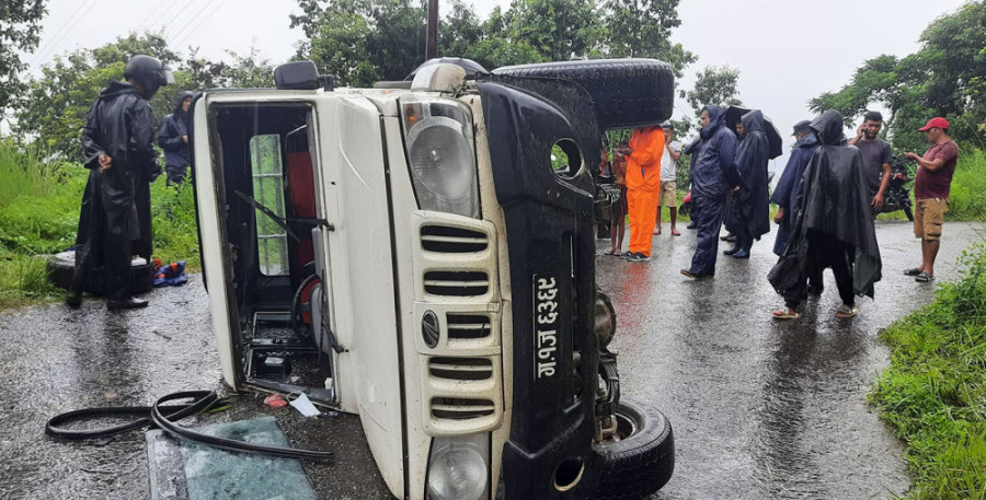 Nine hurt in Lamjung jeep accident