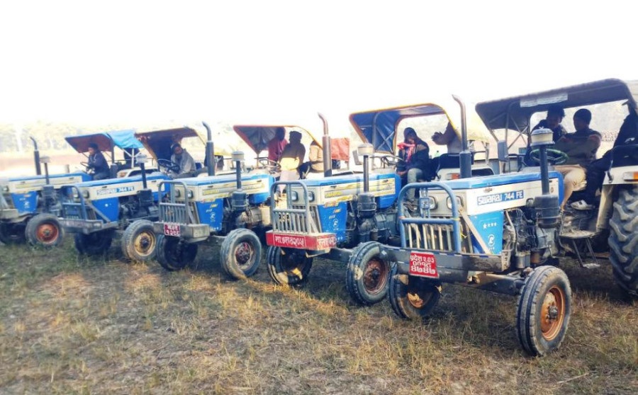 Police impound five tractors for extracting sand illegally