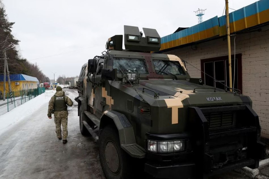 Russia to place nuclear weapons near Belarus’ borders with NATO