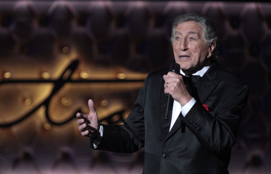 Tony Bennett Legendary American Singer Dies Aged 96 7562