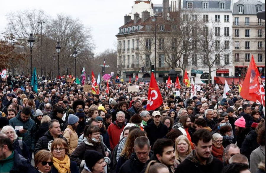French Senate votes for Macron’s pension plan, despite new protests