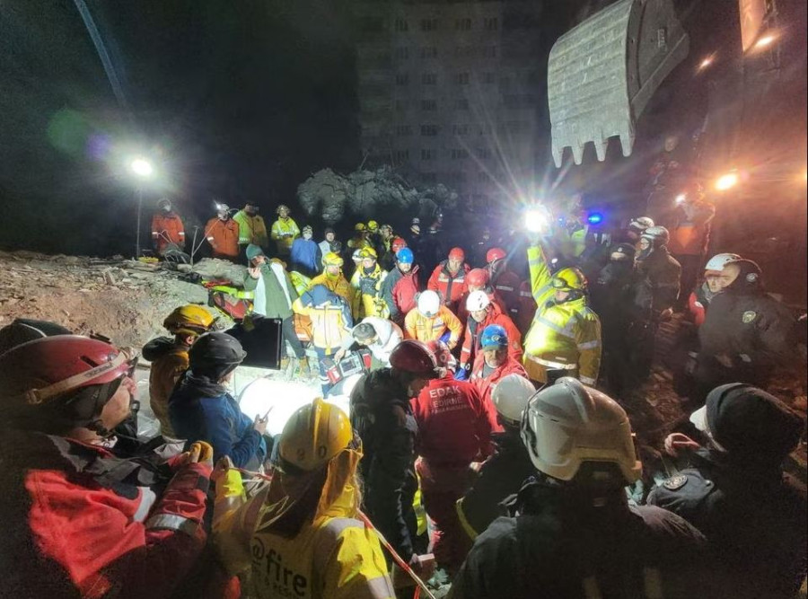 Two women survive for days in earthquake rubble as death toll tops 24,150