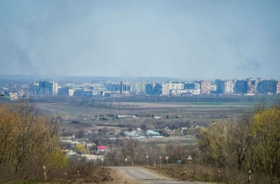 Ukraine cities pounded, US scrambles to find source of leaked documents