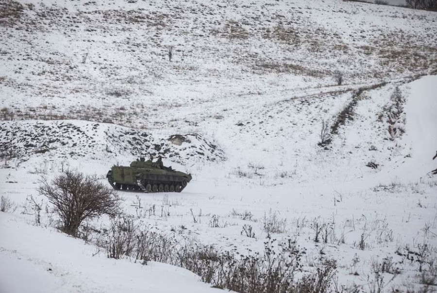 Ukraine pounded by missiles, Russia eyes capturing Bakhmut by April