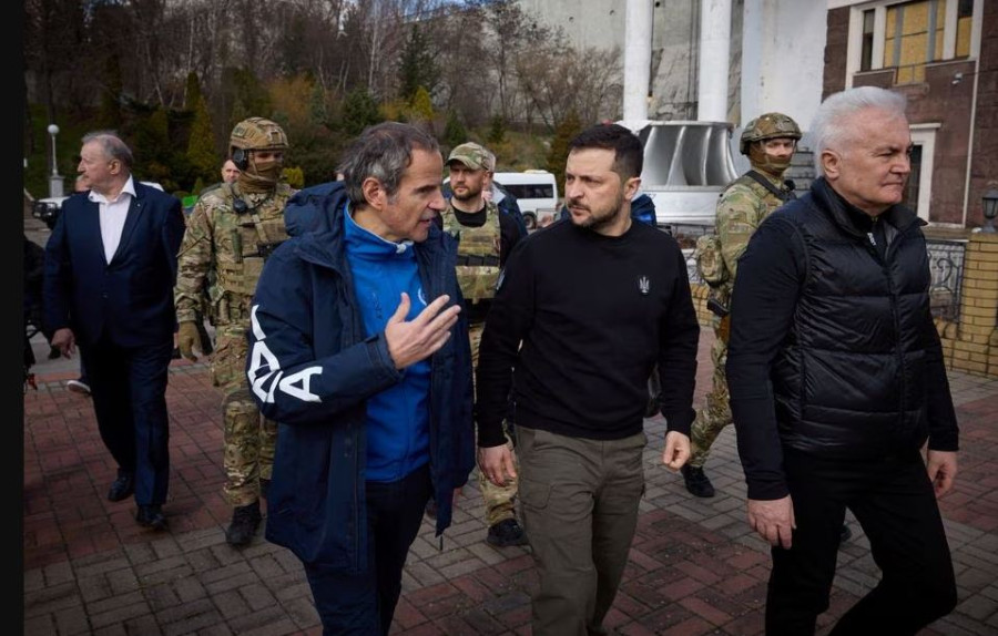 Zelenskiy accuses Russia of holding Zaporizhzhia nuclear plant ‘hostage’