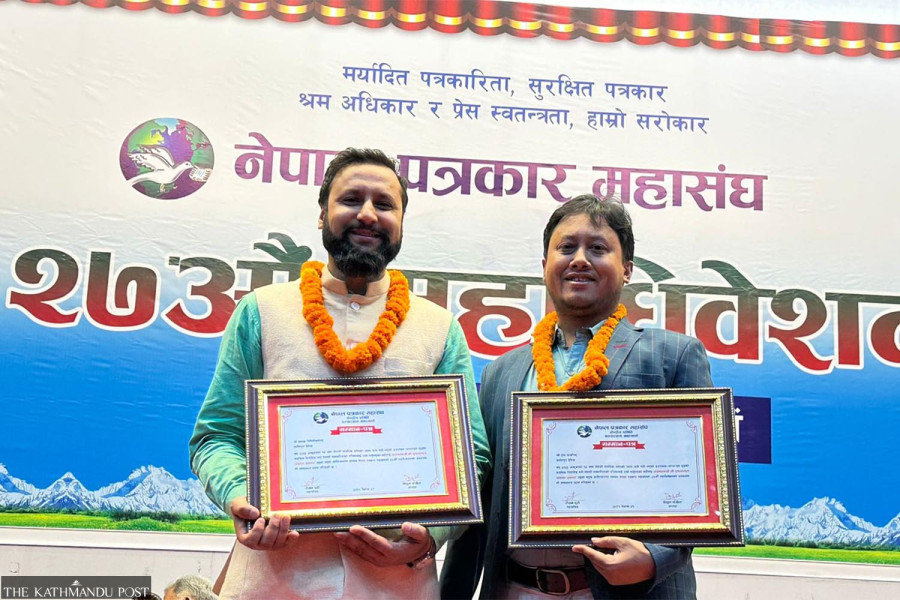 Three Kantipur journalists, other media persons felicitated
