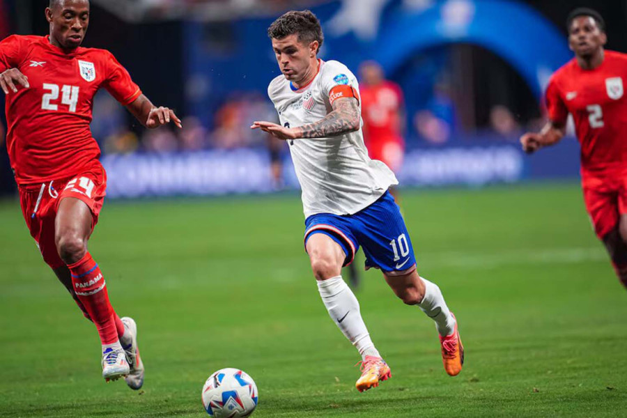 Panama score late goal to stun 10-man US at Copa America