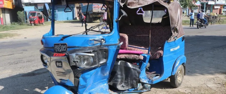 Two dead, four injured in road accident in Kapilvastu