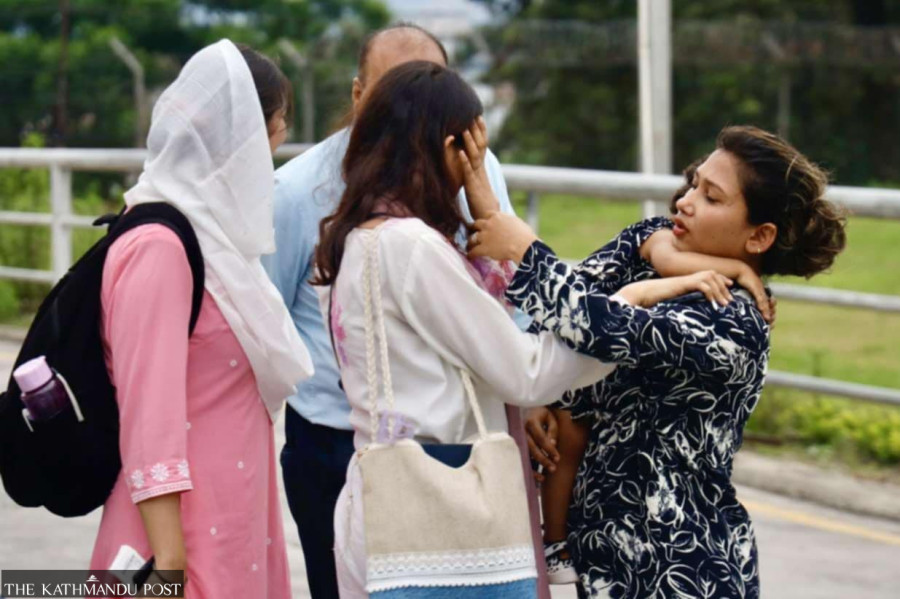 Nepali students returning home from Bangladesh by land and air