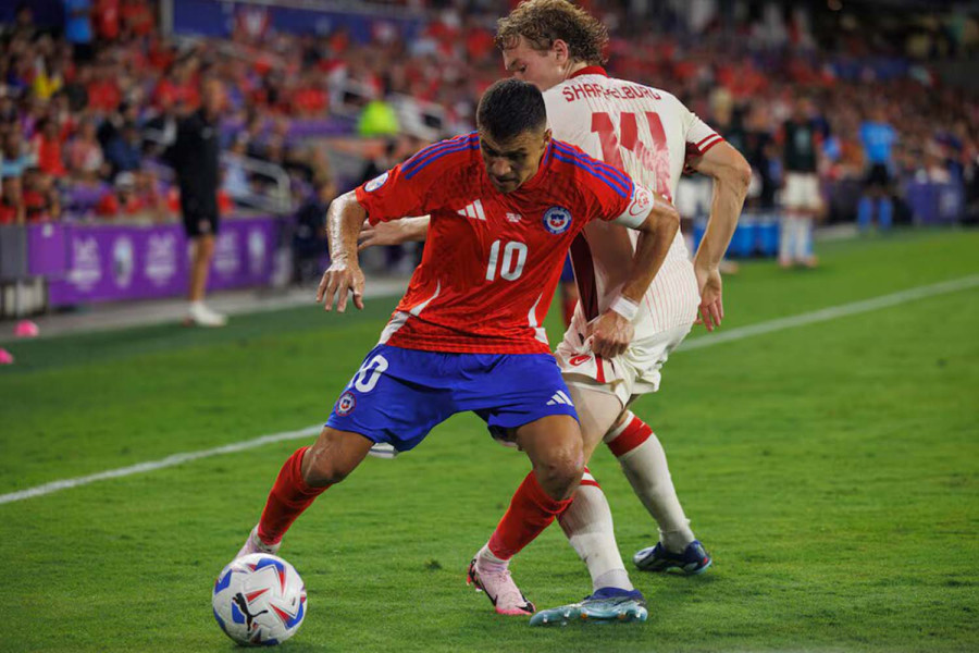 Canada into Copa America quarter-finals after 0-0 draw with 10-man Chile