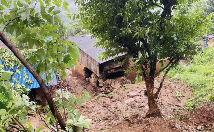 Teen dies in landslide in Lamjung