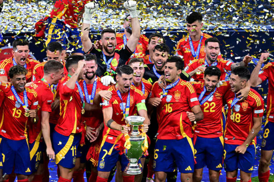 Spain climb to third in FIFA rankings, Argentina stay top