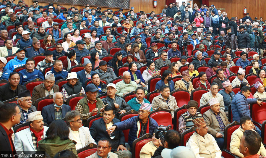 After failing to find a meeting point, crucial Congress meeting deferred