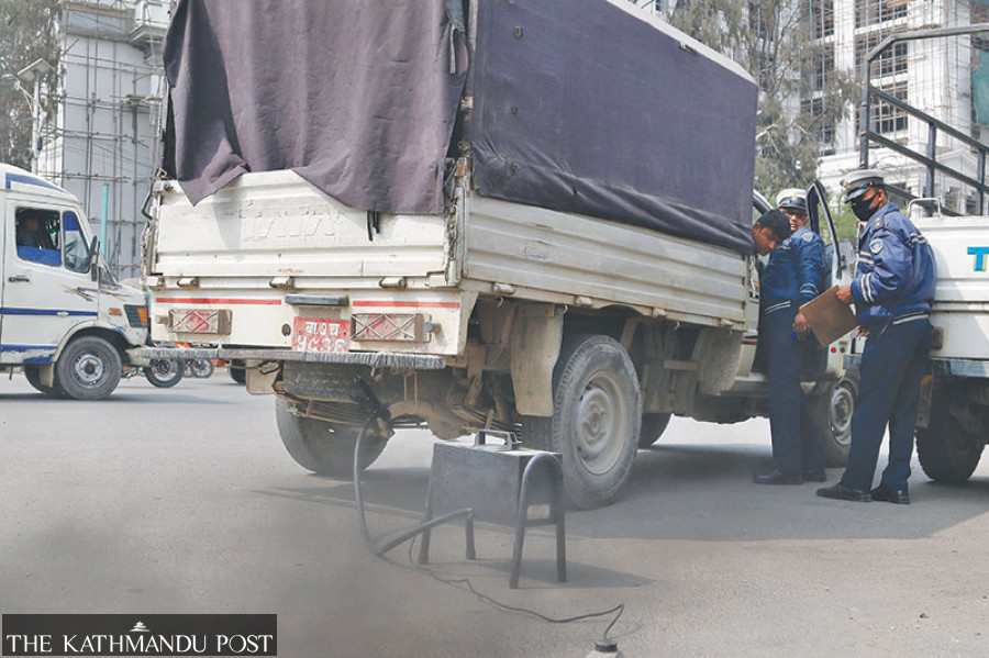 KMC starts slapping fines on vehicles that failed emission tests