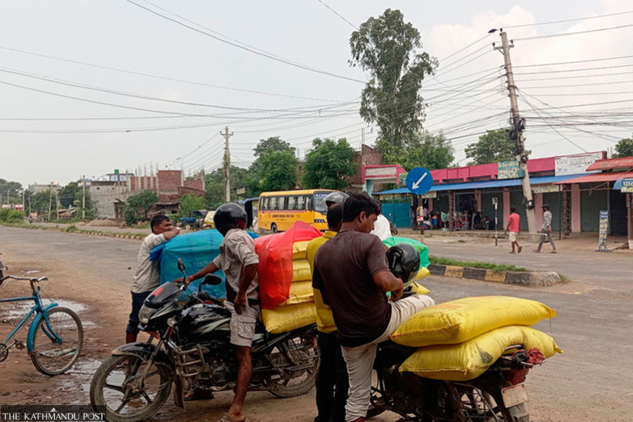 Rupandehi farmers grapple with fertiliser shortage after dry spell
