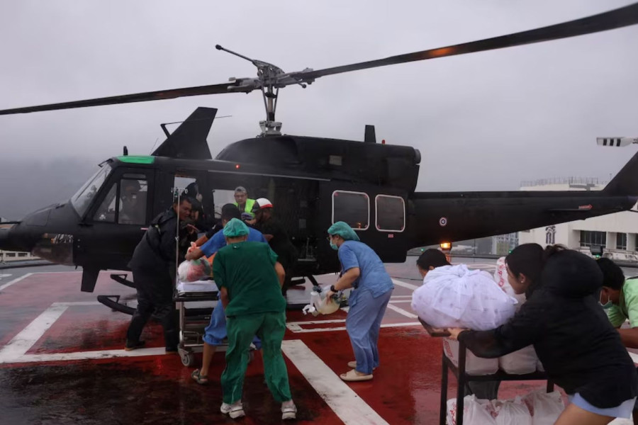 Thailand to airlift critical patients as southern floods kill 33