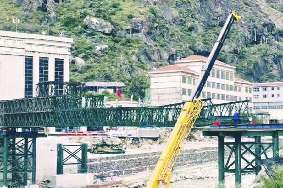 Border disruption leaves Nepali traders stranded as China slows cargo movement