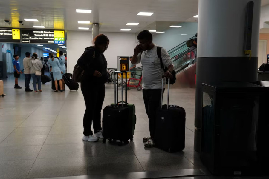 Trump administration has revoked 80,000 non-immigrant visas, US official says