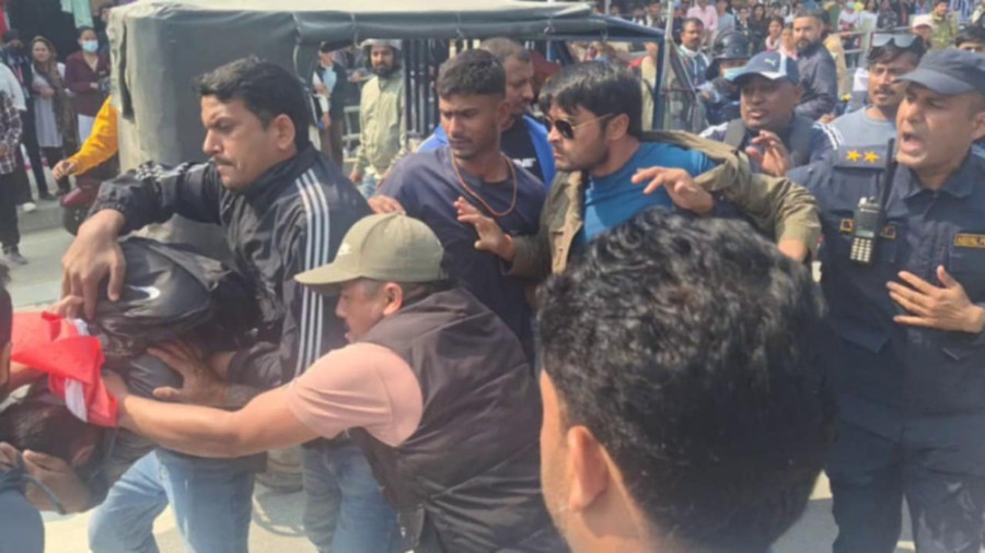 Tarun Dal and protesting students scuffle in Dhangadhi