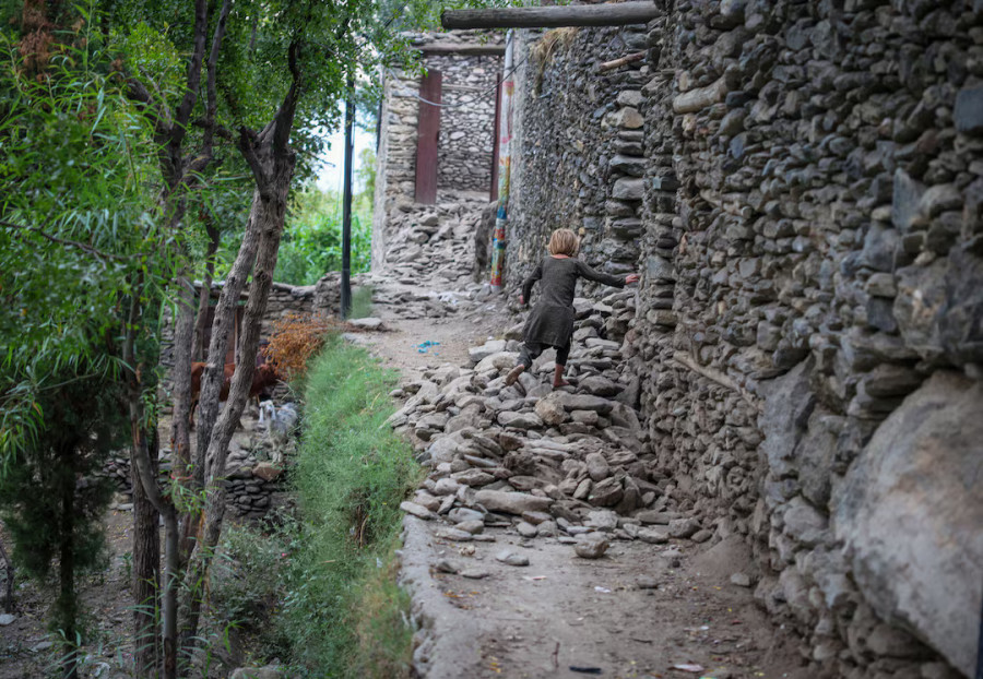 Afghan earthquake toll crosses 1,100, aid group says