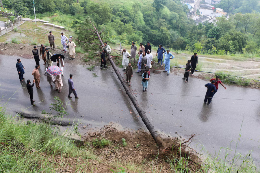 Nearly 200 people killed in heavy rain, floods in Pakistan