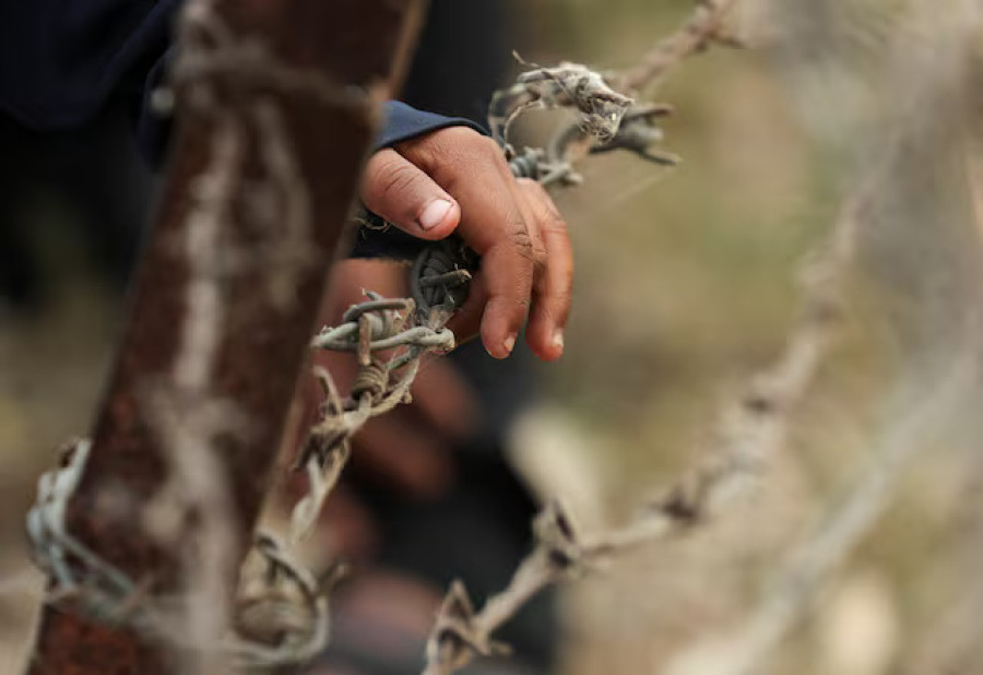 Pakistani Kashmir closes seminaries fearing Indian military strikes