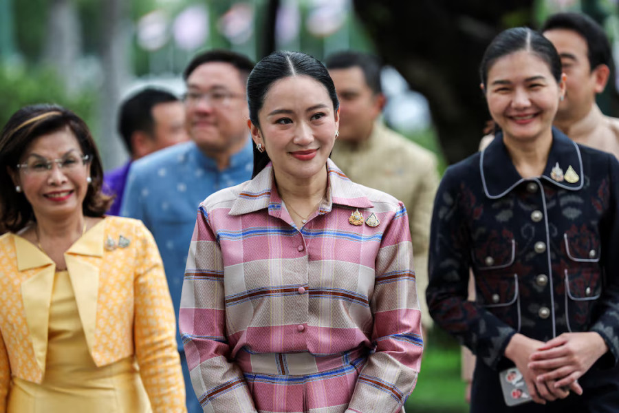 Thai party plans no confidence vote against embattled PM