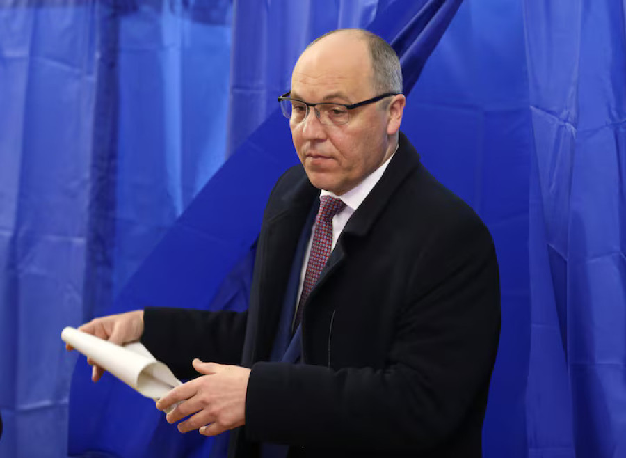 Ukrainian former parliamentary speaker Parubiy shot dead in Lviv