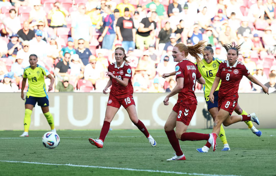 Angeldahl strike ensures 1-0 win for Sweden over Denmark in Women’s Euros