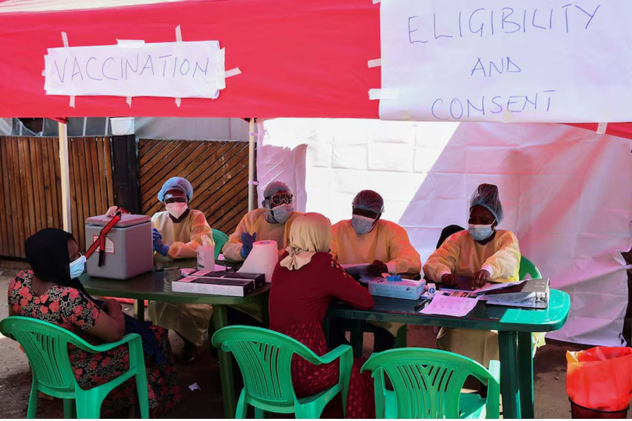 Uganda starts clinical trial of vaccine for Sudan strain of Ebola