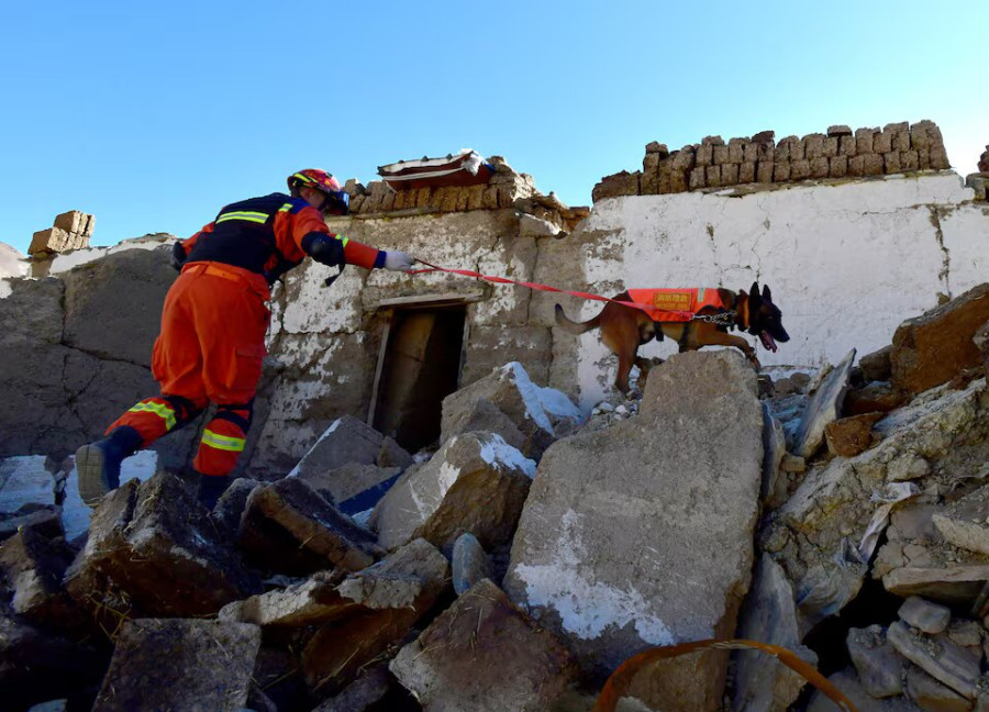 Urgency mounts in search for survivors of powerful Tibet earthquake