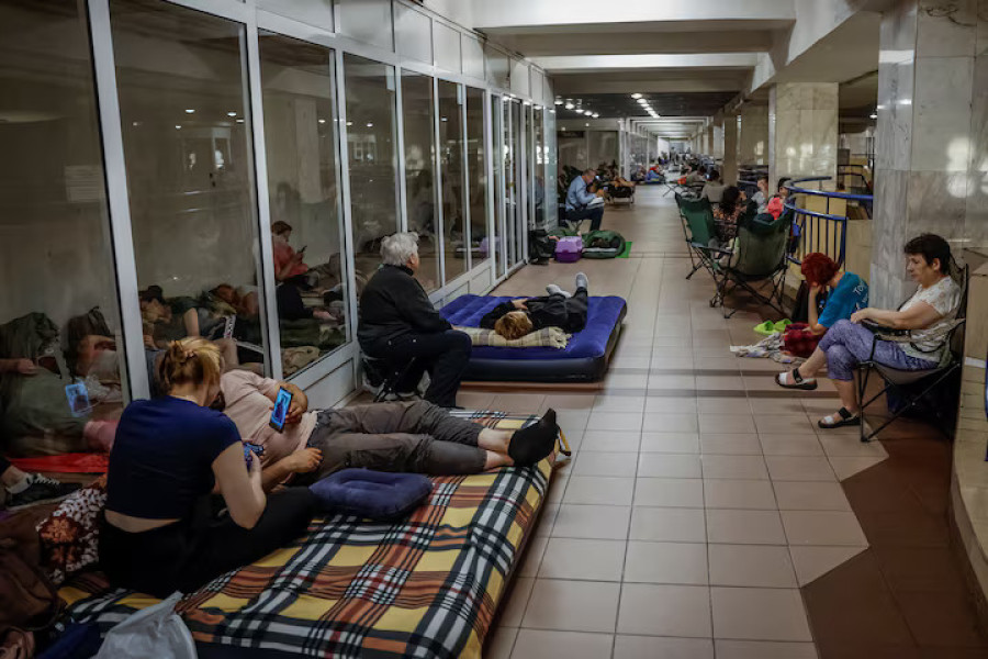 Russia attacks Ukraine with 700 drones after Trump vows to send more weapons