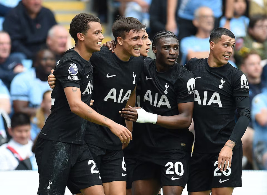 Tottenham win at City again to continue strong start under Frank