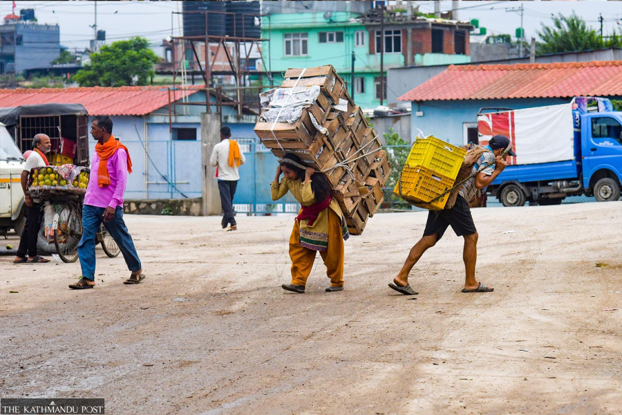 Adverse weather adds to informal workers’ stress in Kathmandu