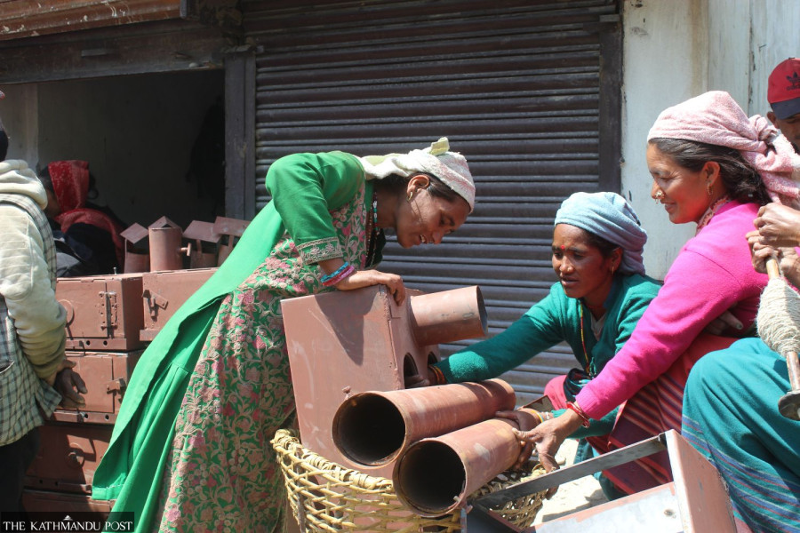 Smokeless stoves bring relief to rural kitchens