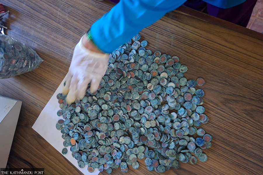 Ancient Arabic, Persian script coins recovered in Kapilvastu