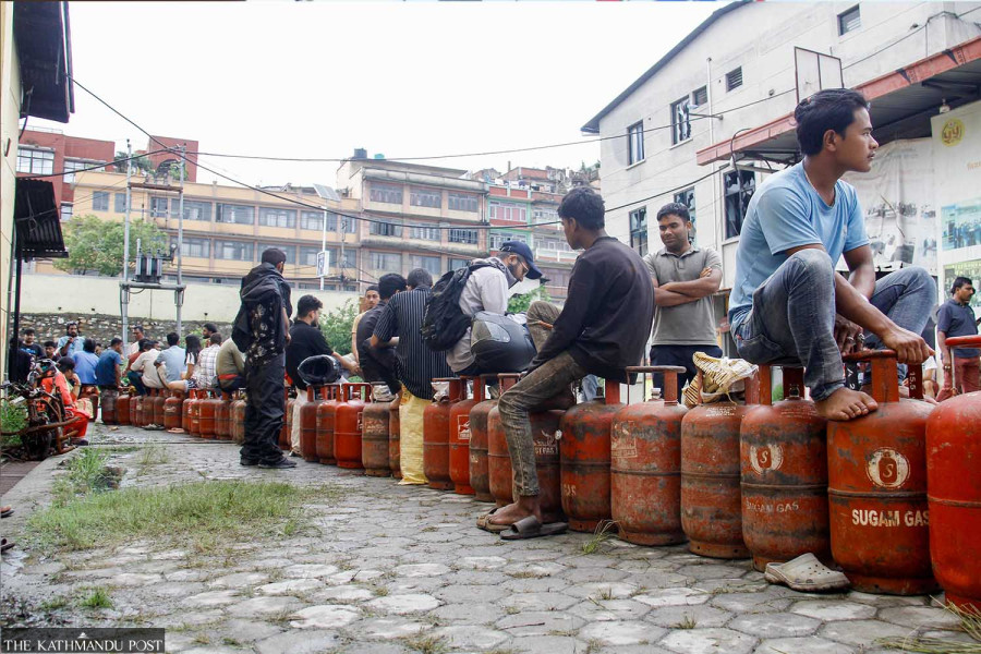 LPG imports are up. Why are consumers still queuing for it?