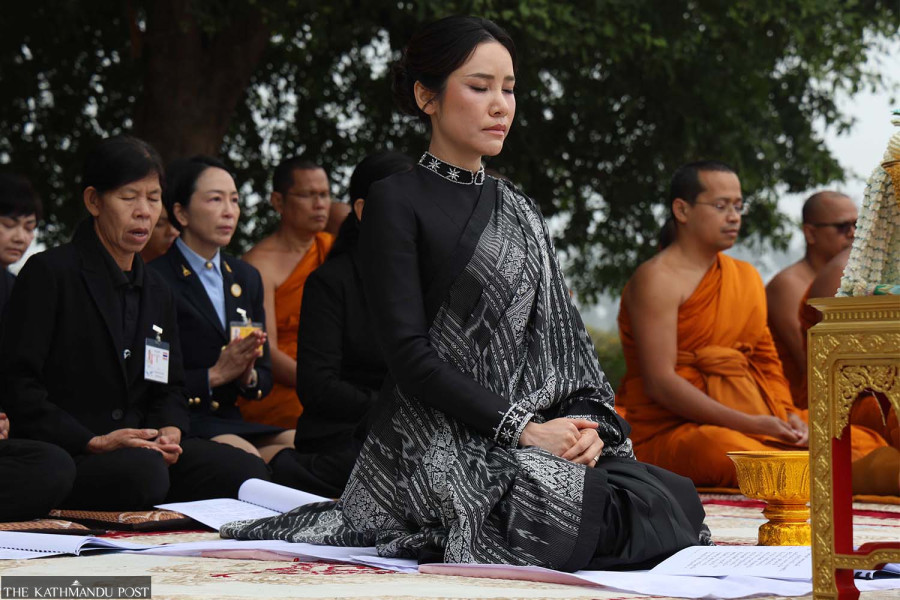 Thai royal consort Sineenatha Bilaskalyani offers prayers at Lumbini