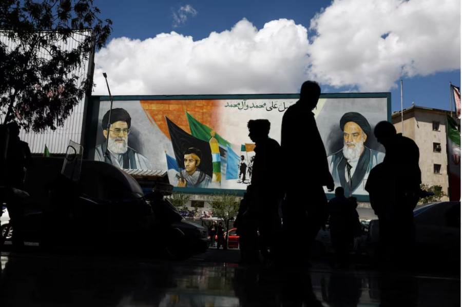 Trump warns of major war escalation if Iran peace process fails