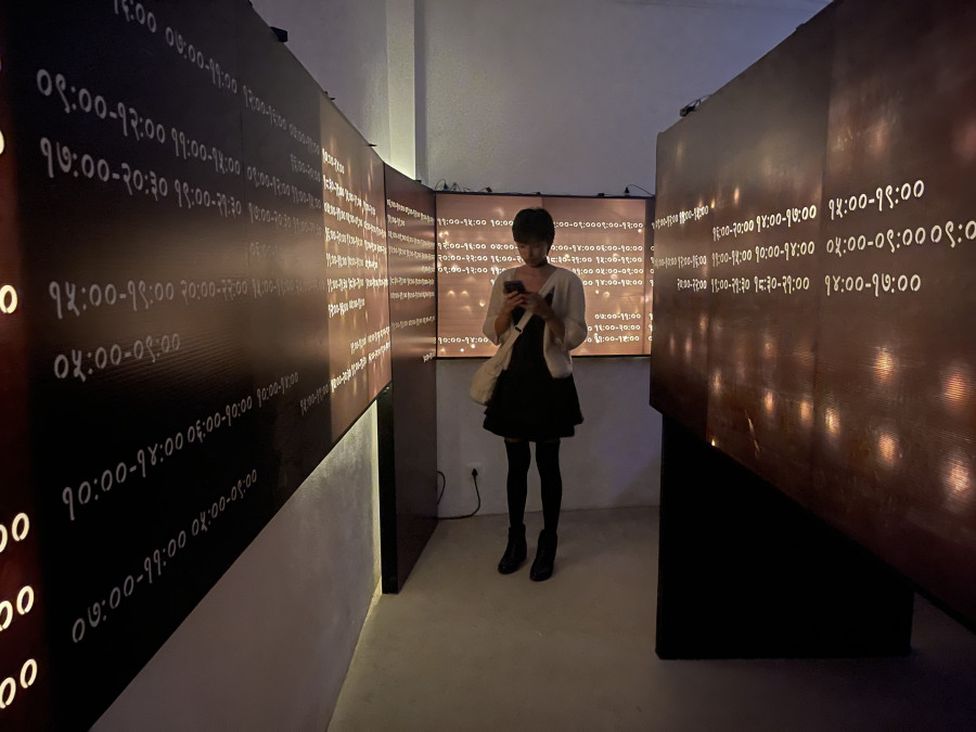 Exhibit review: When thoughts, memories and emotions step out of the mind