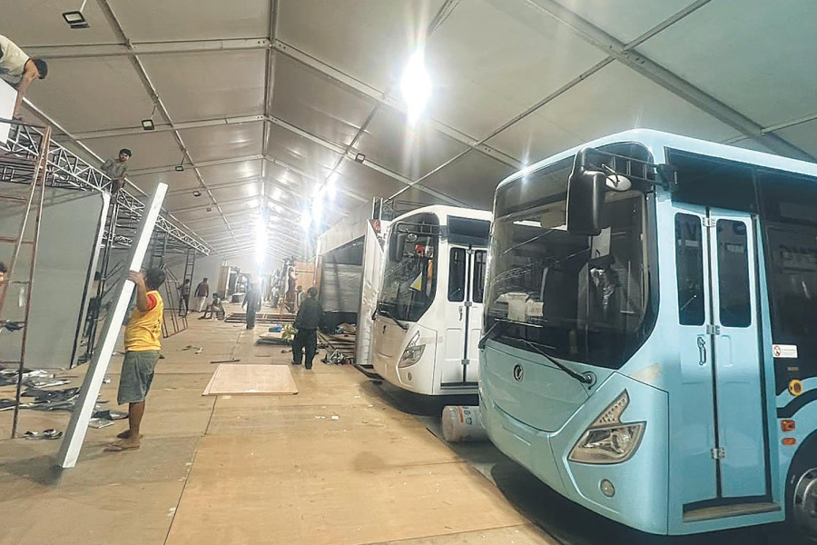 Traders complain of policy uncertainty, poor infrastructure in EV market