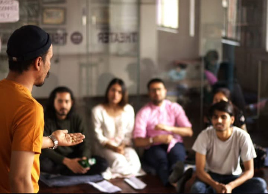 ‘2 Minute Theatre’ by Katha Ghera