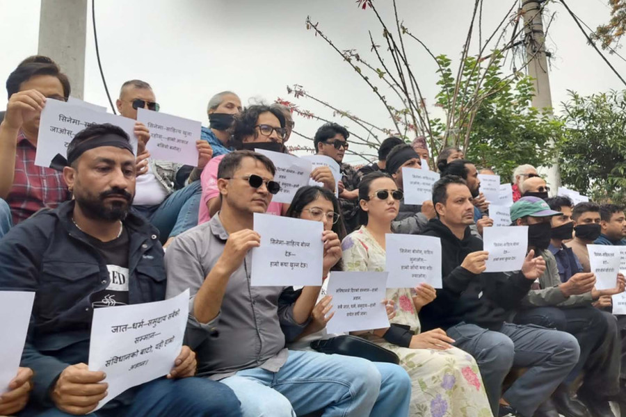 Black bands, silent voices: Artists protest for freedom of expression