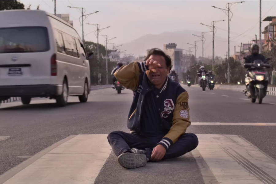 Movie review: ‘I Am Jit Bahadur’ finds an actor within the ordinary man