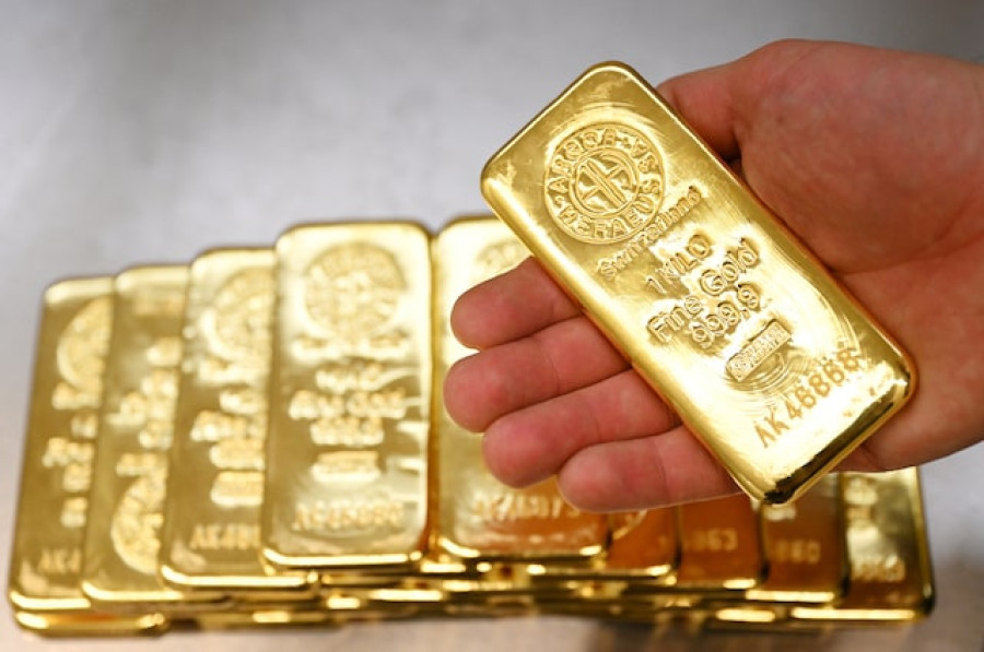 Gold and silver prices continue to rise